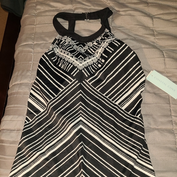 Academy-Coastal Cove Other - NWT!! Bathing Suit Top! BLACK & WHITE Halter Tankini NWT!!